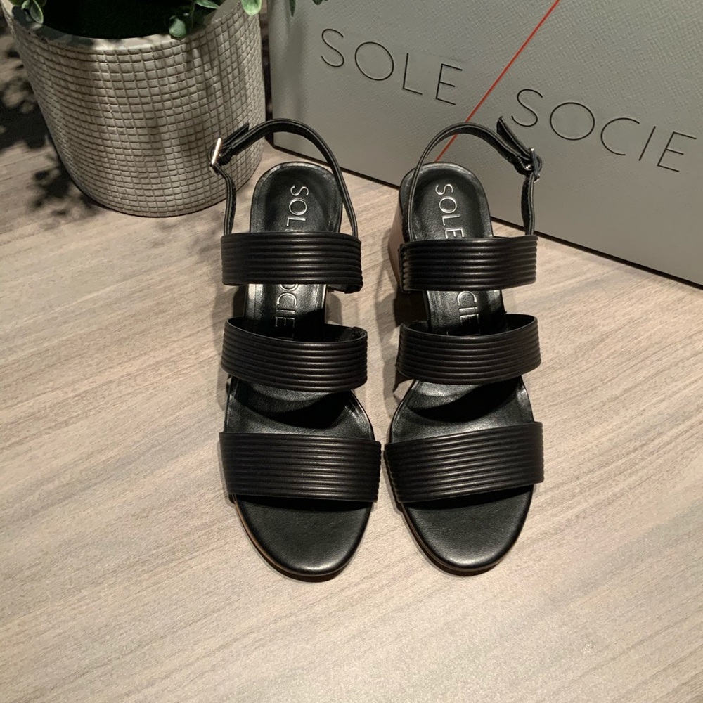 Sole society